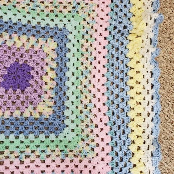 Hand Crocheted Multi Color Pastel Baby Throw Blanket Cute Baby Shower DIY - Picture 8 of 9